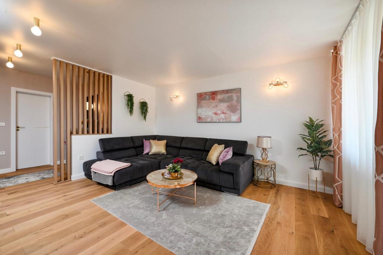 S Design Apartment Zára Kültér fotó